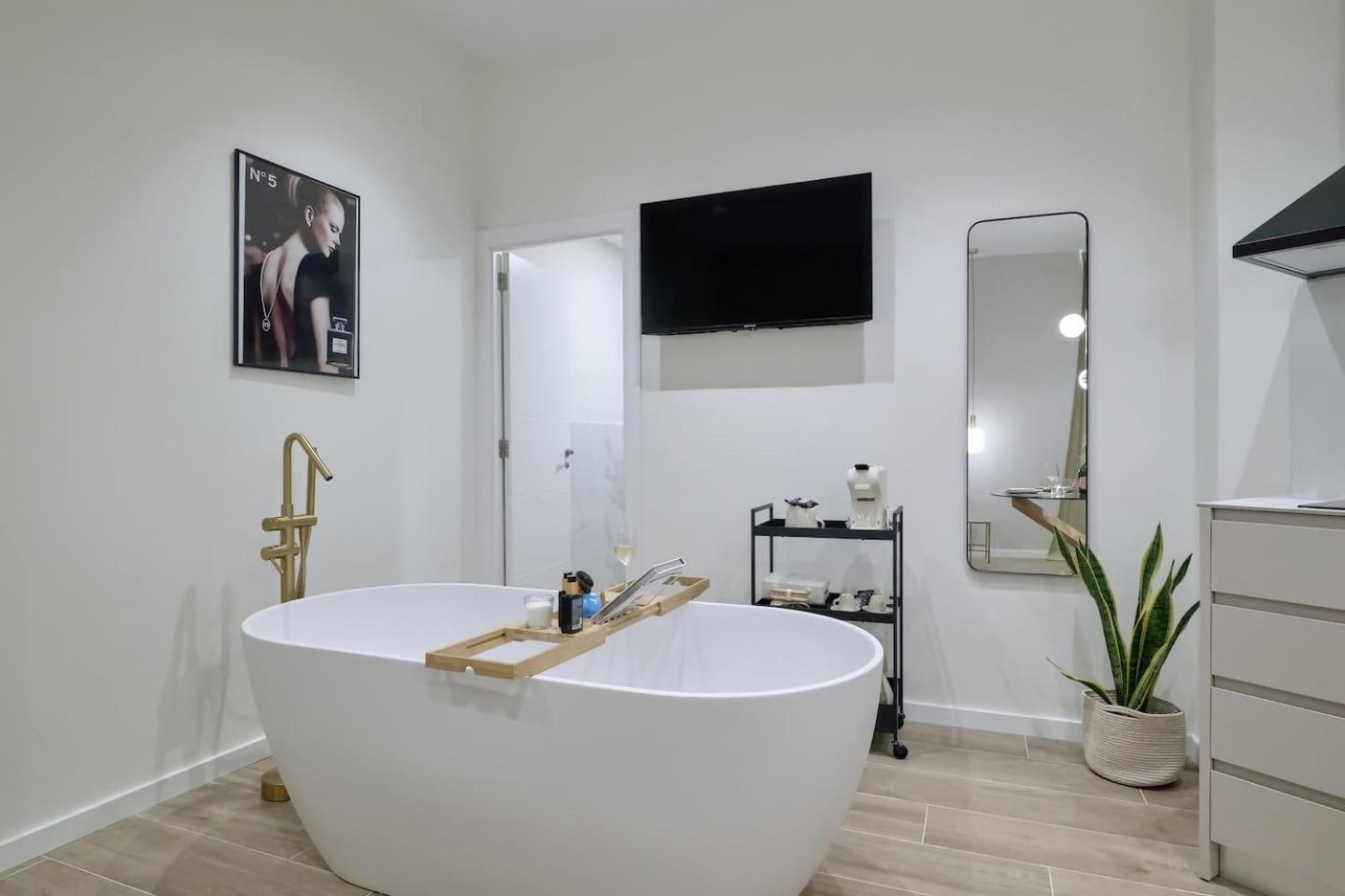 Romantic Apartment N1 Oceanografico By Virkin Suites 발렌시아 외부 사진